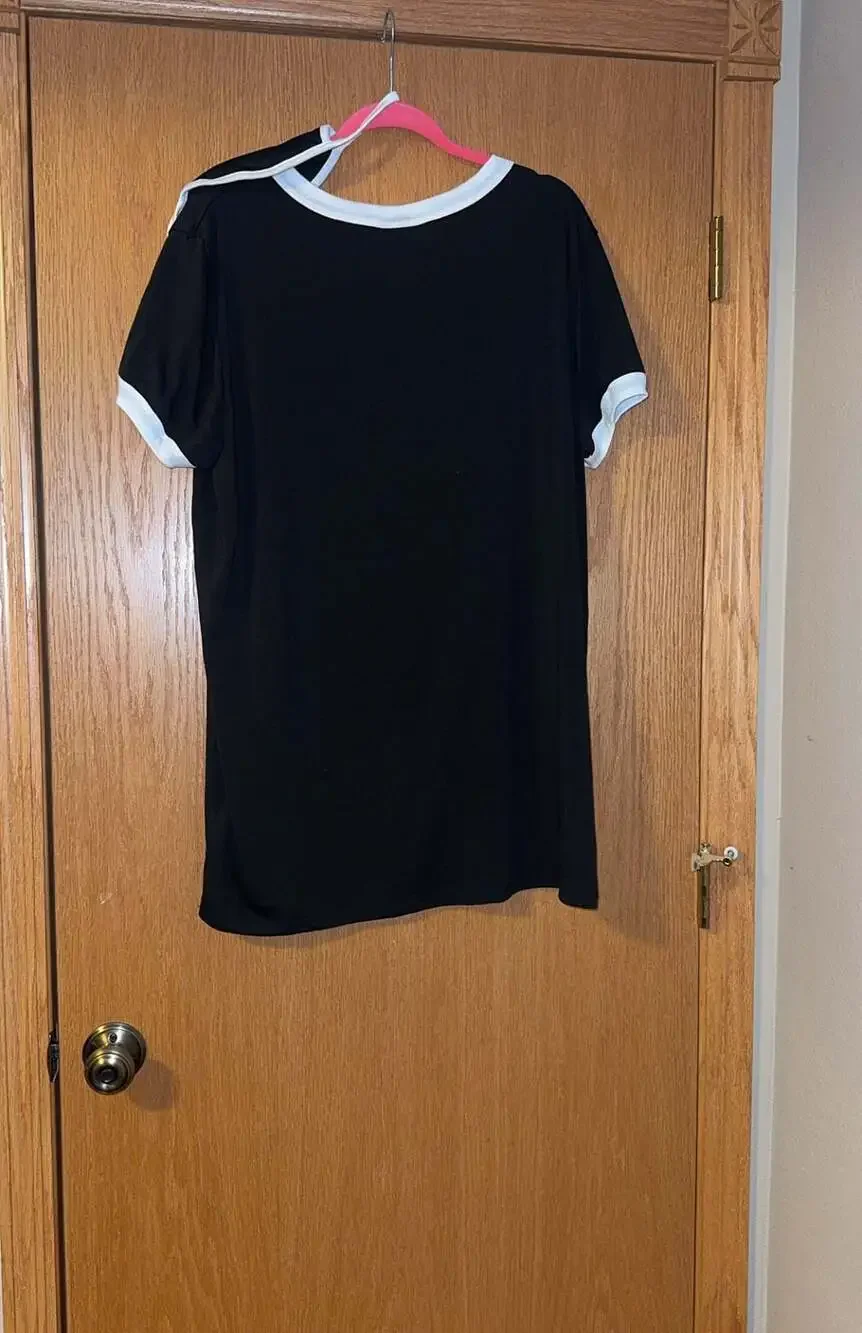 LuLaRoe Liv Ringer T-Shirt Madre Graphic Black White Size 2XL - Picture 2 of 3